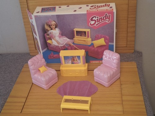 Hasbro sindy doll living room - hasbro,