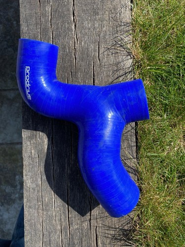 Prodrive intercooler pipe - y,