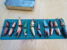 COLLECTION OF 10 VINTAGE