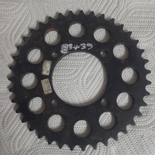 Yamaha rear sprocket - yamaha, 834