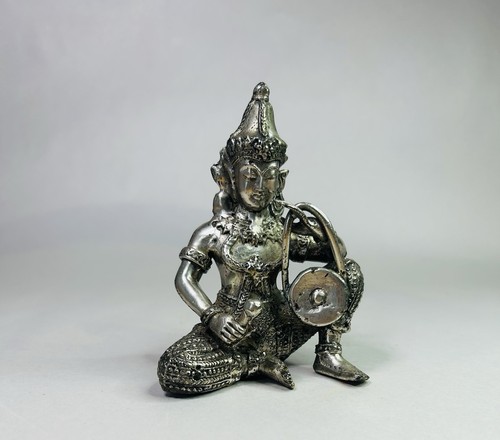 Vintage white cast metal thai - metal,