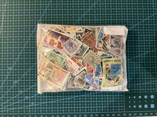 Kiloware stamps world mix - world,