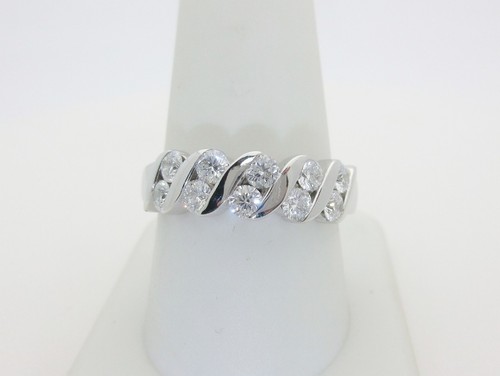 Leo diamond rings white - diamond,