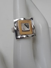 18CT Yellow + White Gold Modernist Design Ring Italian Hallmark Size K 7.58g 