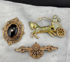 Vintage Period Brooch Lot Gold