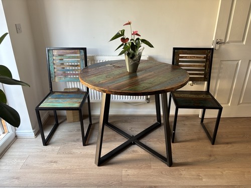 Urban chic dining table - urban,