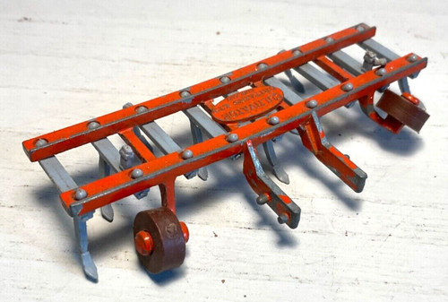 Britains farm toys cultivator - britains,