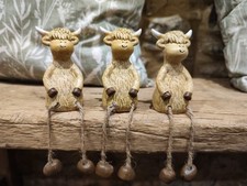 Highland Cow Ornament Shelf