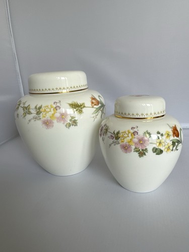 Vintage pair wedgwood - pair,