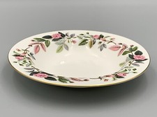 Wedgwood Hathaway Rose 8"