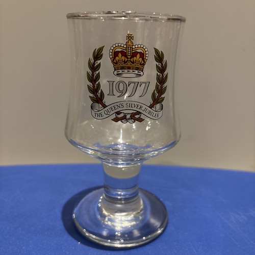 Queen elizabeth 1977 silver - queen,
