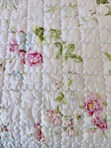 Casa lux floral rose quilt - lux,