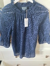 Wyse London broderie navy top