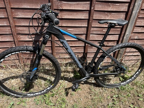 Cube attention mtb - cube,