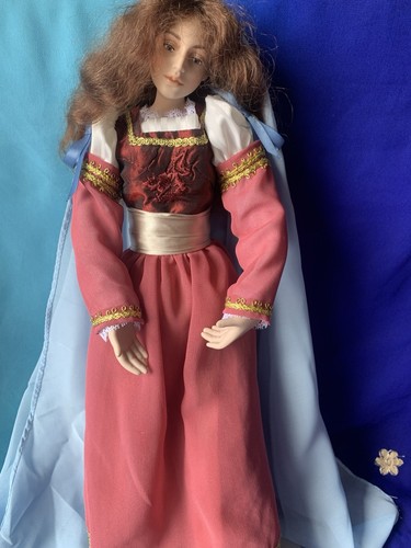 Very rare collectible cindy - rare,