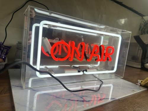 Acrylic box neon air - box, "on