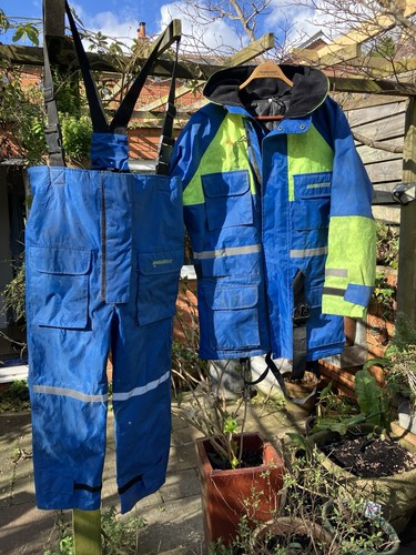 Flotation suit bib - and, brace