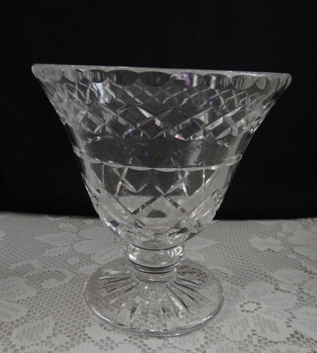 Crystal footed trumpet - footed,