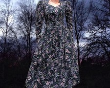 Vintage 1980s Laura Ashley