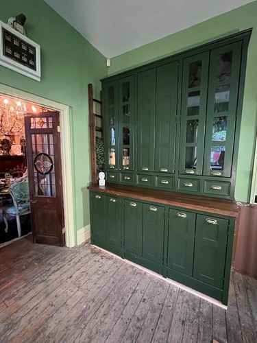 Large freestanding farmhouse - large,