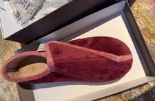 Paver Burgundy Slipper Size 9