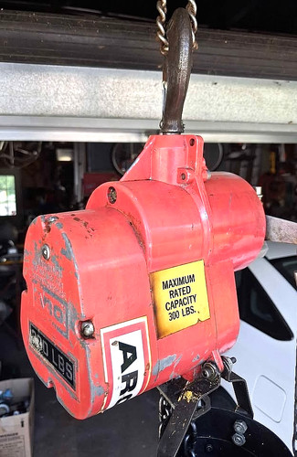 Pneumatic air chain - air, hoist