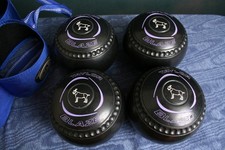 Taylor Blaze size 4 bowls with goat emblem