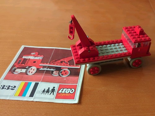 Lego 332 tow truck vintage - lego,