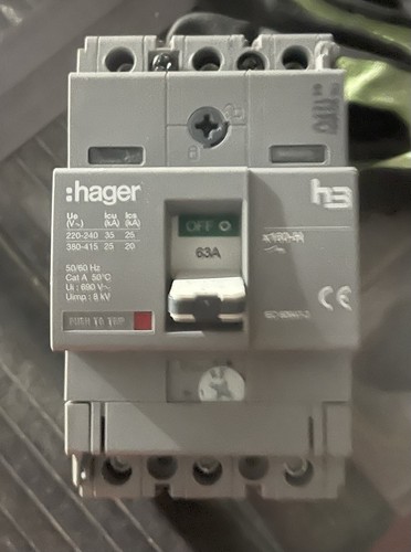 Circuit breaker hha063u hager
