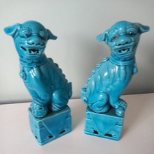 Pair Vintage Chinese Porcelain
