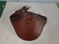 English Leather Stud girth