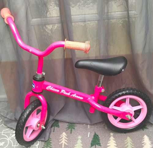 Chicco pink arrow balance bike - arrow,