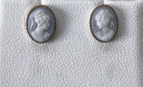 9ct yellow gold oval blue - yellow,