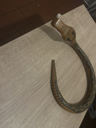 Vintage wooden wiggle snake - wiggle,