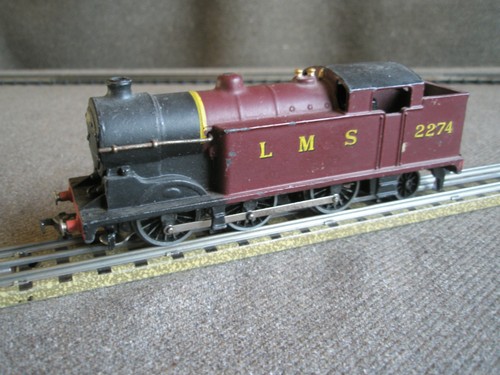 Hornby dublo 2217 2 tank - 0-6-2,