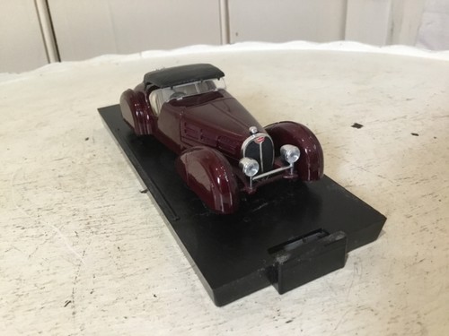 Brumm bugatti 57 - 57, red