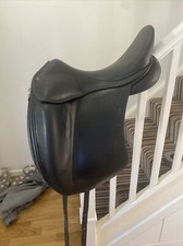 18 Inch Black Leather Childeric Monoflap DPG Dressage Saddle Wide Width