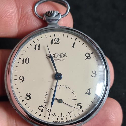 Vintage metal sekonda - metal,