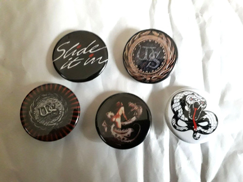 Whitesnake badge set new - whitesnake,