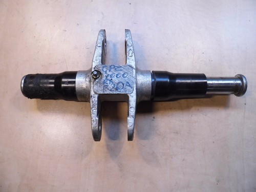 Kawasaki gpz 1000 thru axle - kawasaki, rx