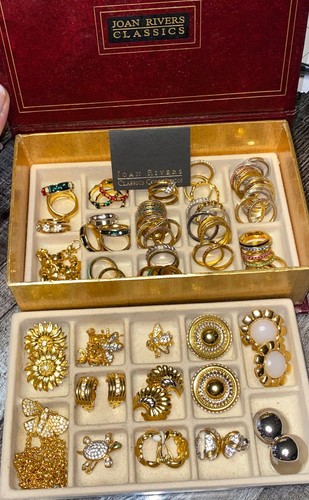 Large lot vintage - large, joan