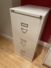 Bisley 3 Drawer Foolscap Filing Cabinet Home & Office, Colour White, Lockable. 