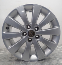 Vauxhall insignia zafira - insignia, b