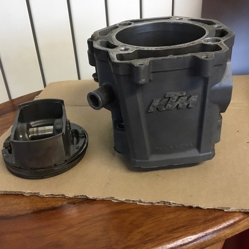 Ktm 640 lc4 engine - ktm, cylinder