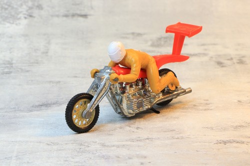 Vintage 1971 hot wheels - hot,