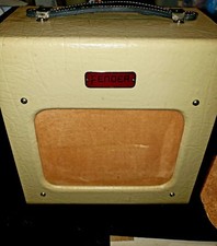 Fender Champion 600 Guitar