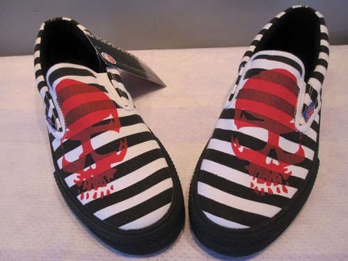 New underground shoes skull - new,