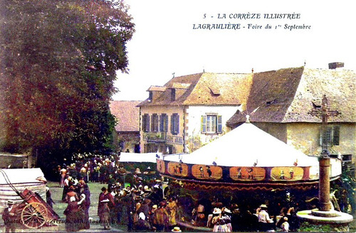 Dept lagraulière carousel - dept, 19