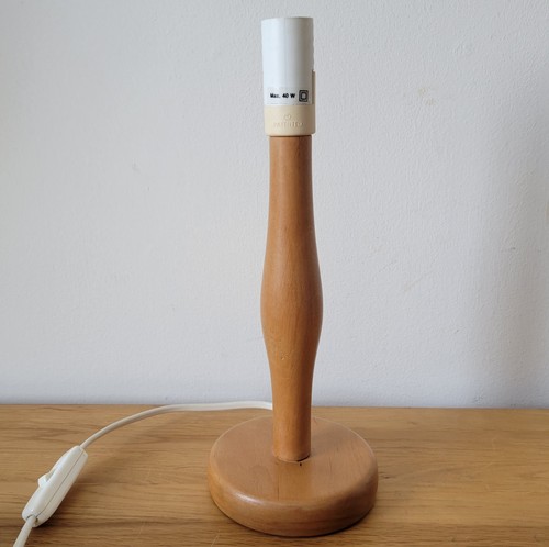 Vintage ikea table - ikea, lamp