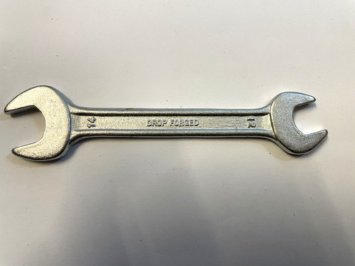 Drop forged double open - double, end